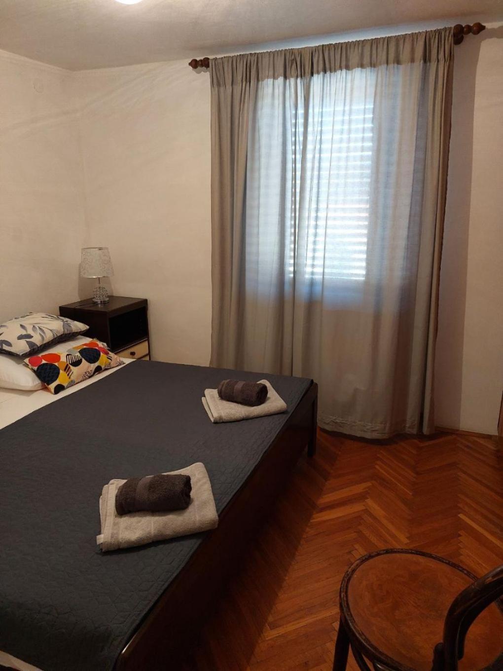 Apartment Silvana Божава Екстер'єр фото