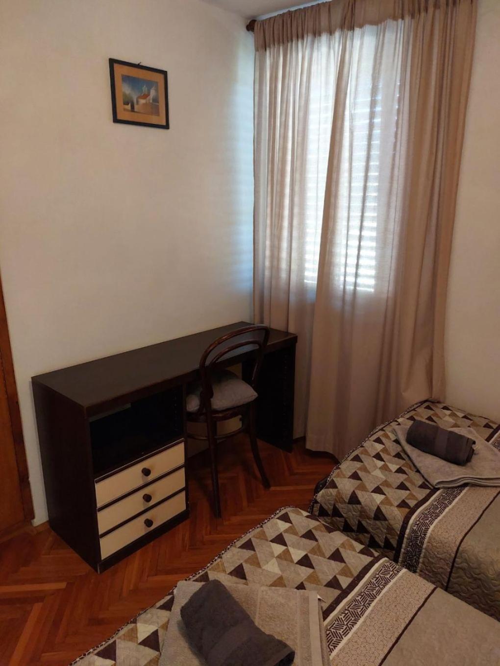 Apartment Silvana Божава Екстер'єр фото