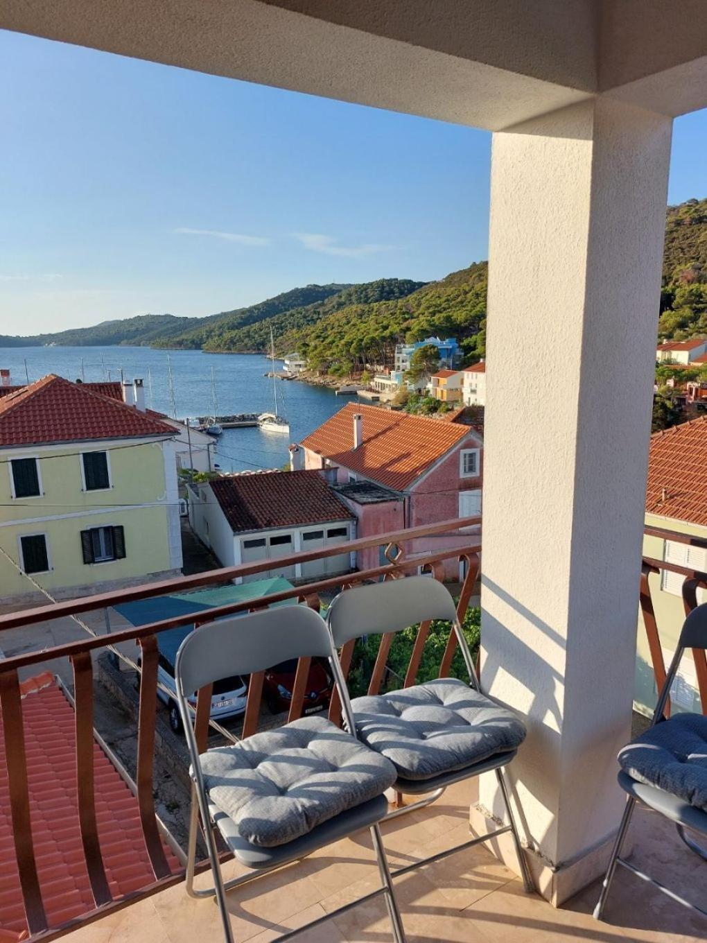 Apartment Silvana Божава Екстер'єр фото